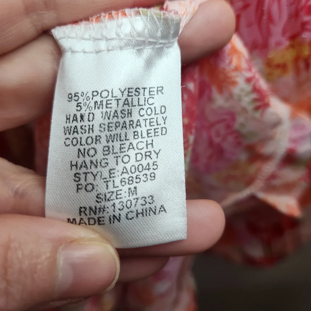 Women's Umgee Floral Print Top Sz Medium NWT - Picture 5 of 9